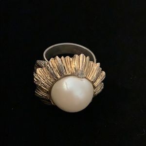 Vintage Uncas adjustable pearl ring